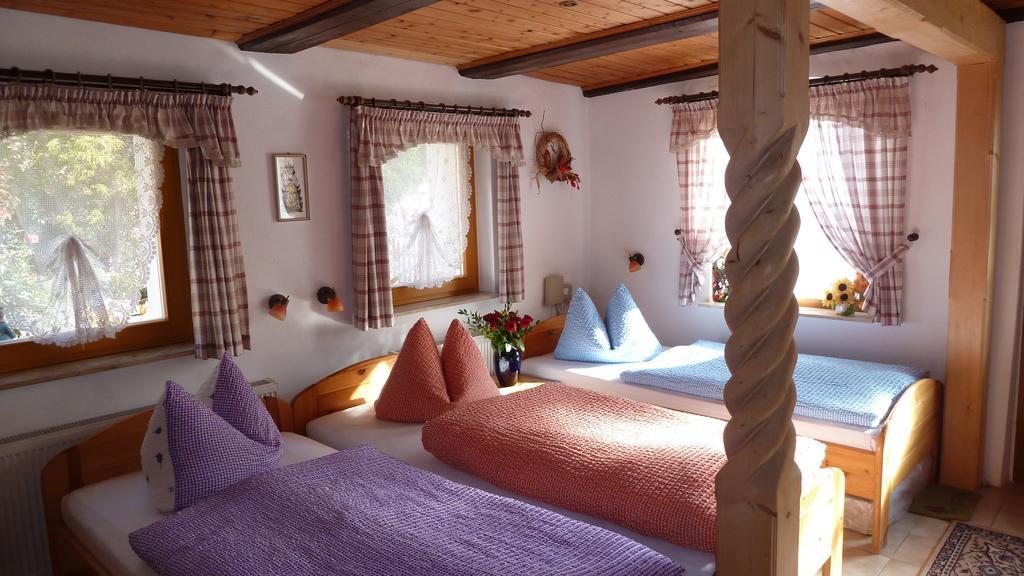 Gästezimmer am Märchenbrunnen Dresden Exterior foto