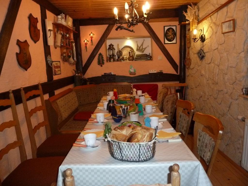 Gästezimmer am Märchenbrunnen Dresden Exterior foto